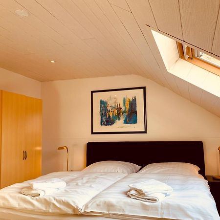 Hotel Gasthaus Zur Eule Кёльн Экстерьер фото
