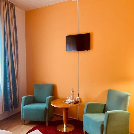Hotel Gasthaus Zur Eule Кёльн Экстерьер фото