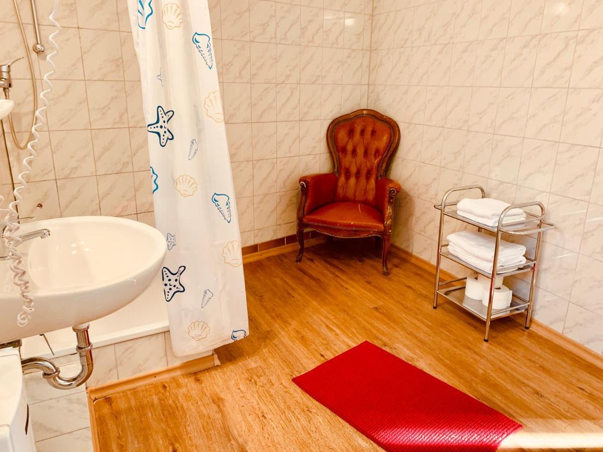 Hotel Gasthaus Zur Eule Кёльн Экстерьер фото