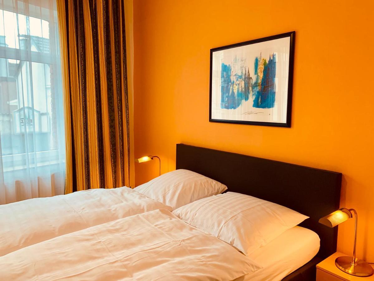 Hotel Gasthaus Zur Eule Кёльн Экстерьер фото