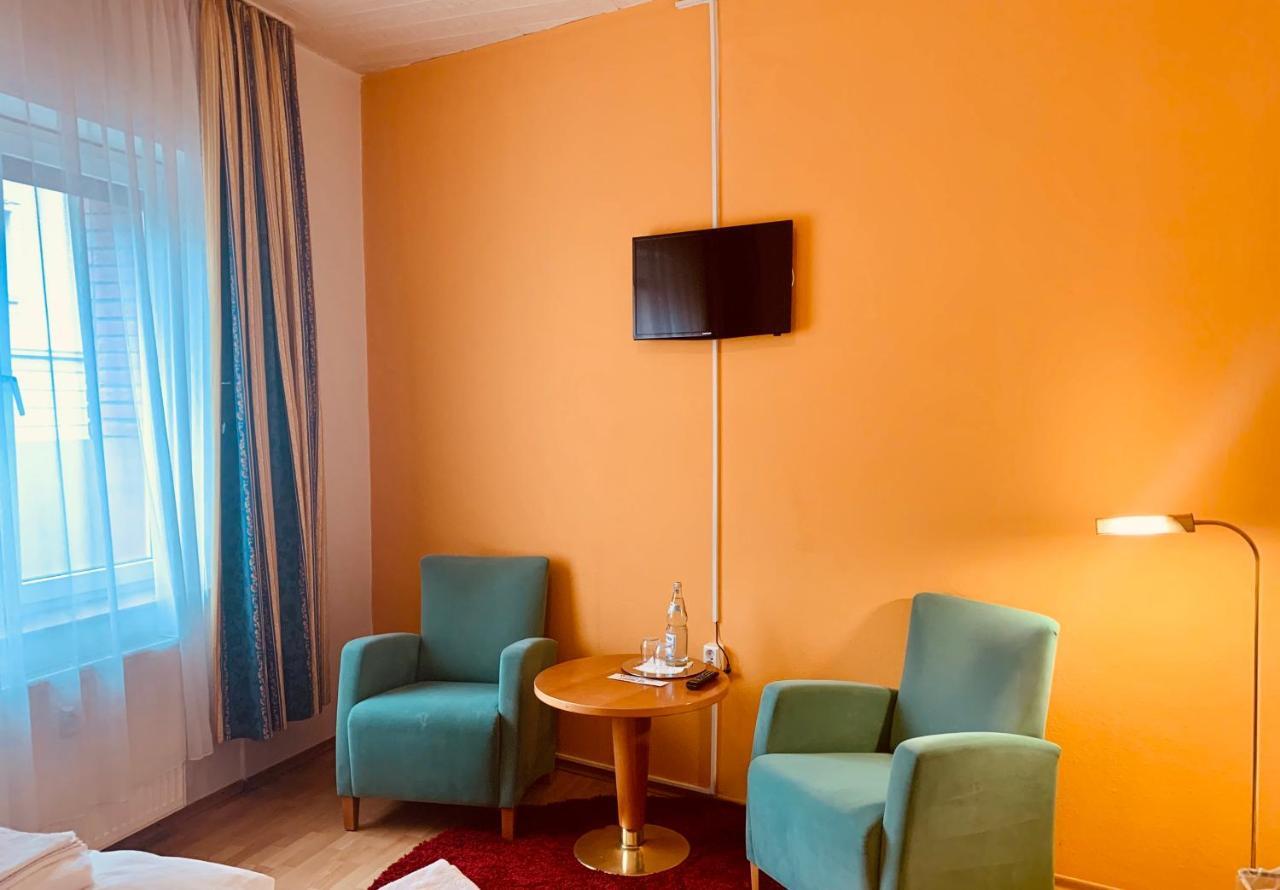 Hotel Gasthaus Zur Eule Кёльн Экстерьер фото